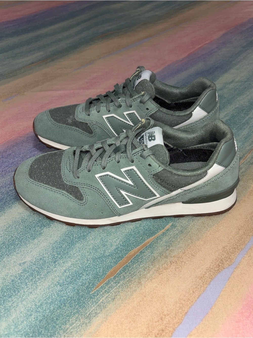 New Balance 696 Running Shoes Sneakers Womens Size 9 Cedar Green Athletic